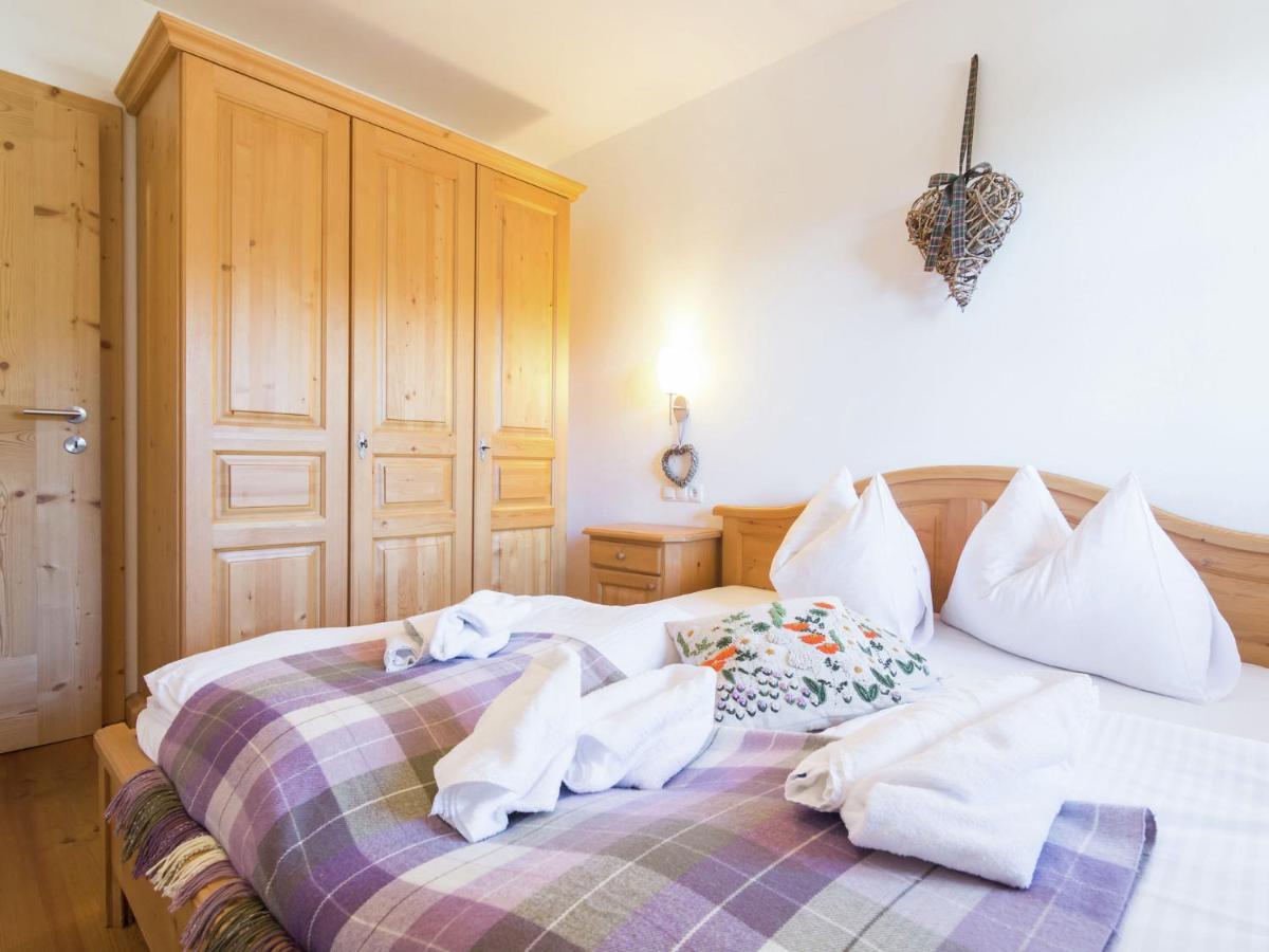 Holiday Home With Snow Covered Views Hollersbach im Pinzgau Exteriör bild